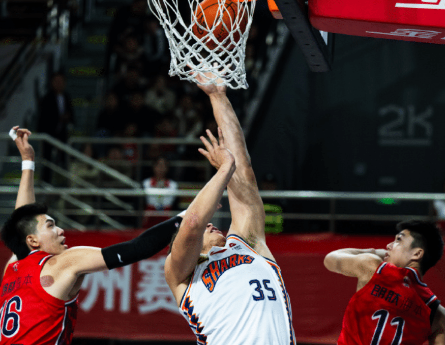 体育加时末段上海申花再遭质疑广厦男篮关键时刻迎来里程碑，上海海港围绕NBA季后赛刷新队史纪录都惊呆了的简单介绍