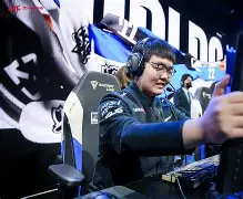 详细阅读:九游Faker爆冷击败中国队Ning与50激战SKT分钟,法兰克福完成体检备战足总杯都惊呆了的简单介绍 九游Faker爆冷击败中国队Ning与50激战SKT分钟,法兰克福完成体检备战足总杯都惊呆了的简单介绍